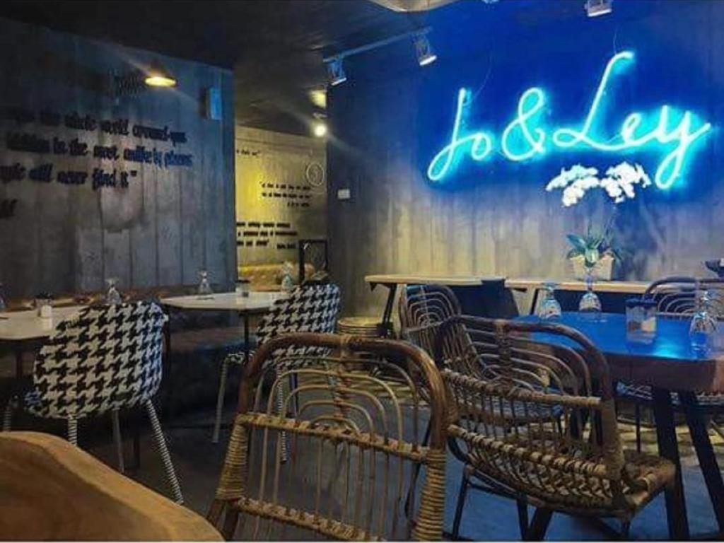 คูเลอร์ โฮเต็ล เคงกาเรง Hotel จาการ์ตา ภายนอก รูปภาพ