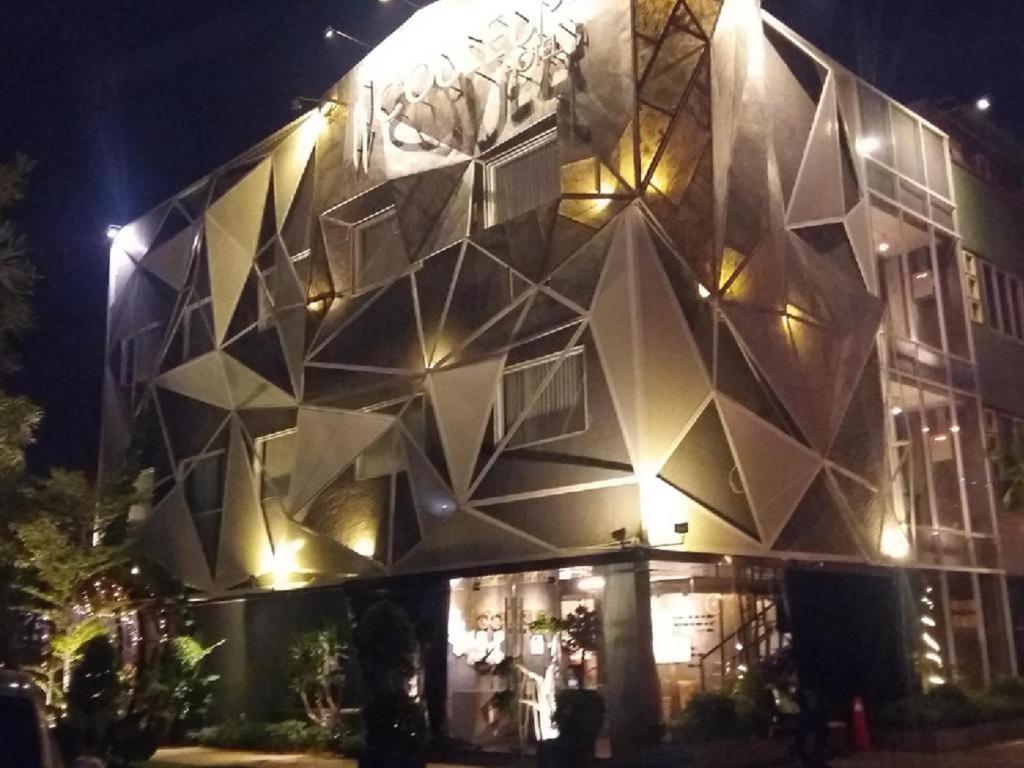 คูเลอร์ โฮเต็ล เคงกาเรง Hotel จาการ์ตา ภายนอก รูปภาพ