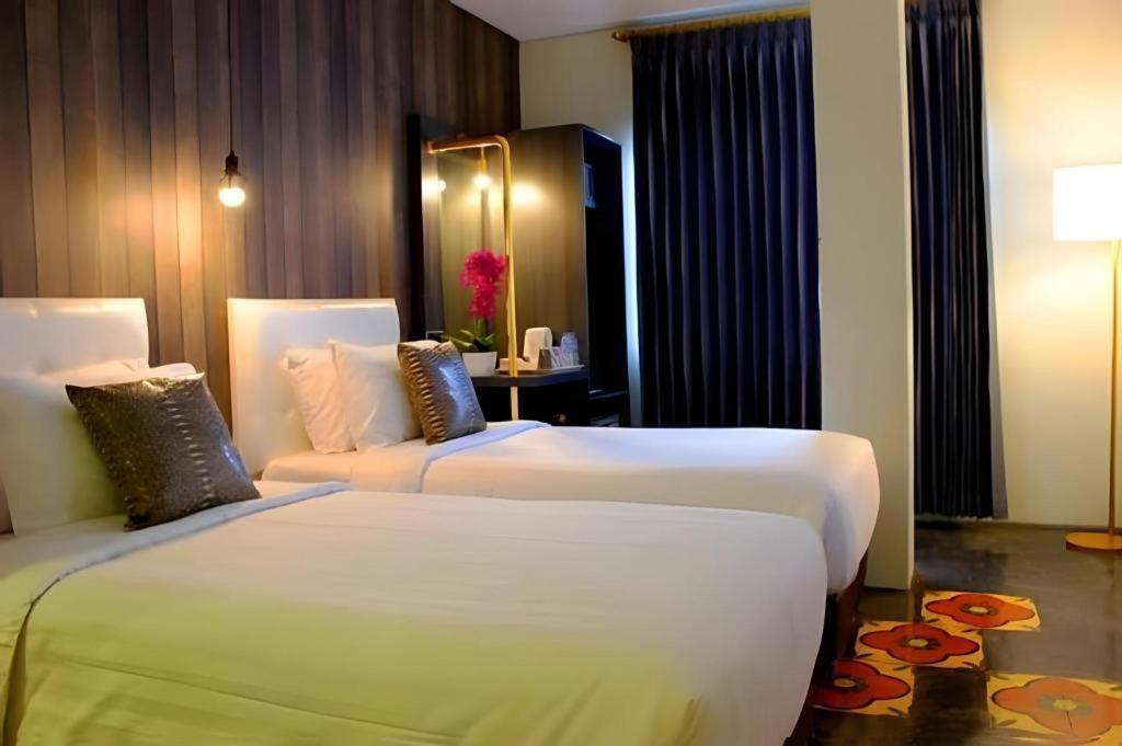 คูเลอร์ โฮเต็ล เคงกาเรง Hotel จาการ์ตา ภายนอก รูปภาพ